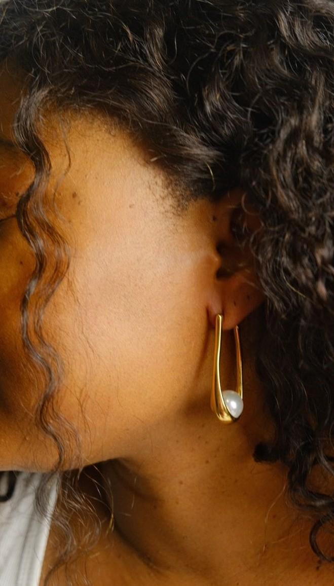 Boucle d'oreille falonne
