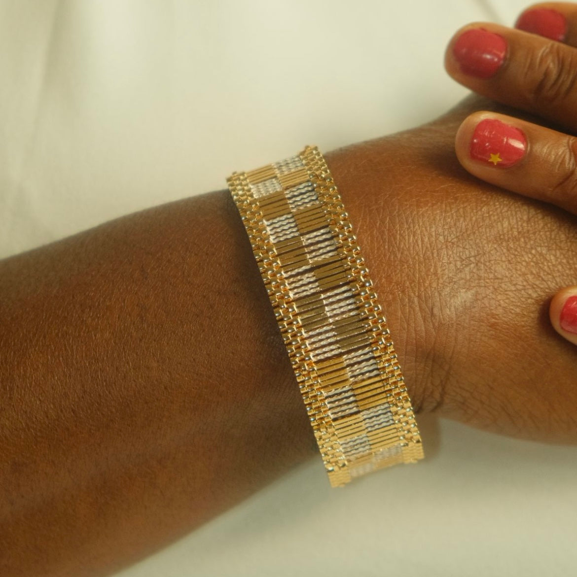 Parure « Dorée Royale » – Collier, Bracelet & Bague