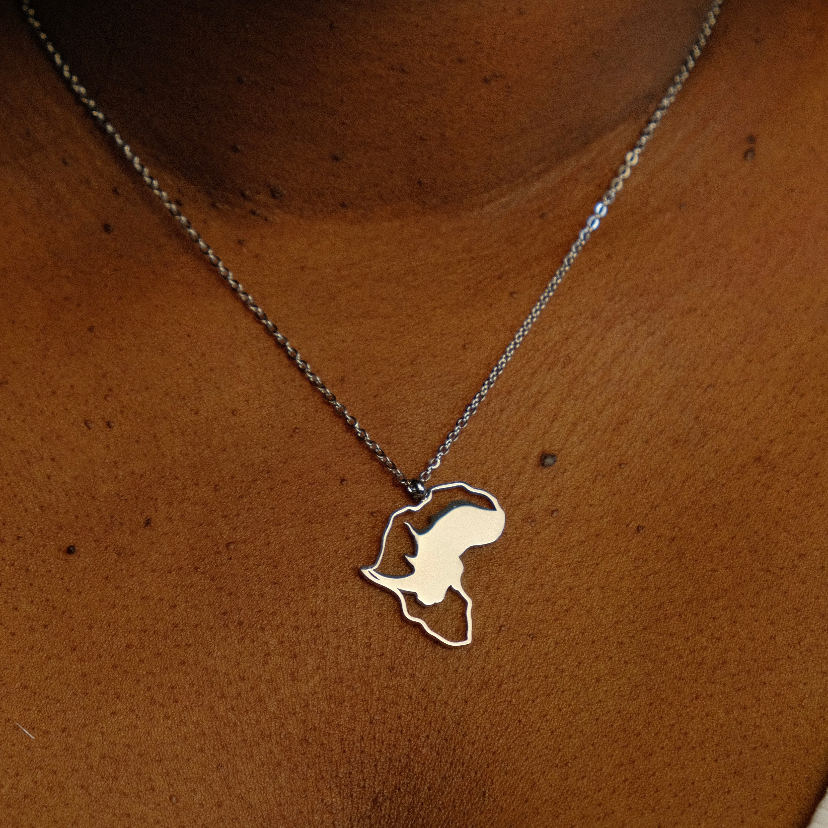 Ensemble collier + boucles d’oreille