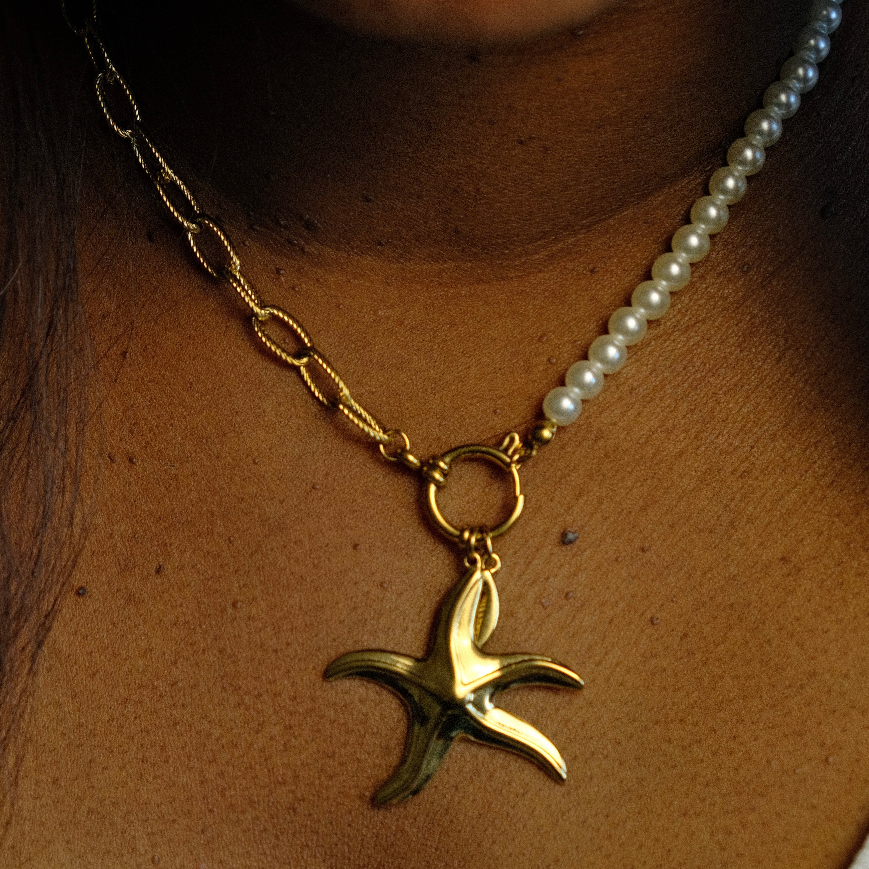 Collier Blair