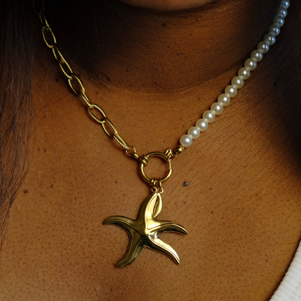 Collier Blair