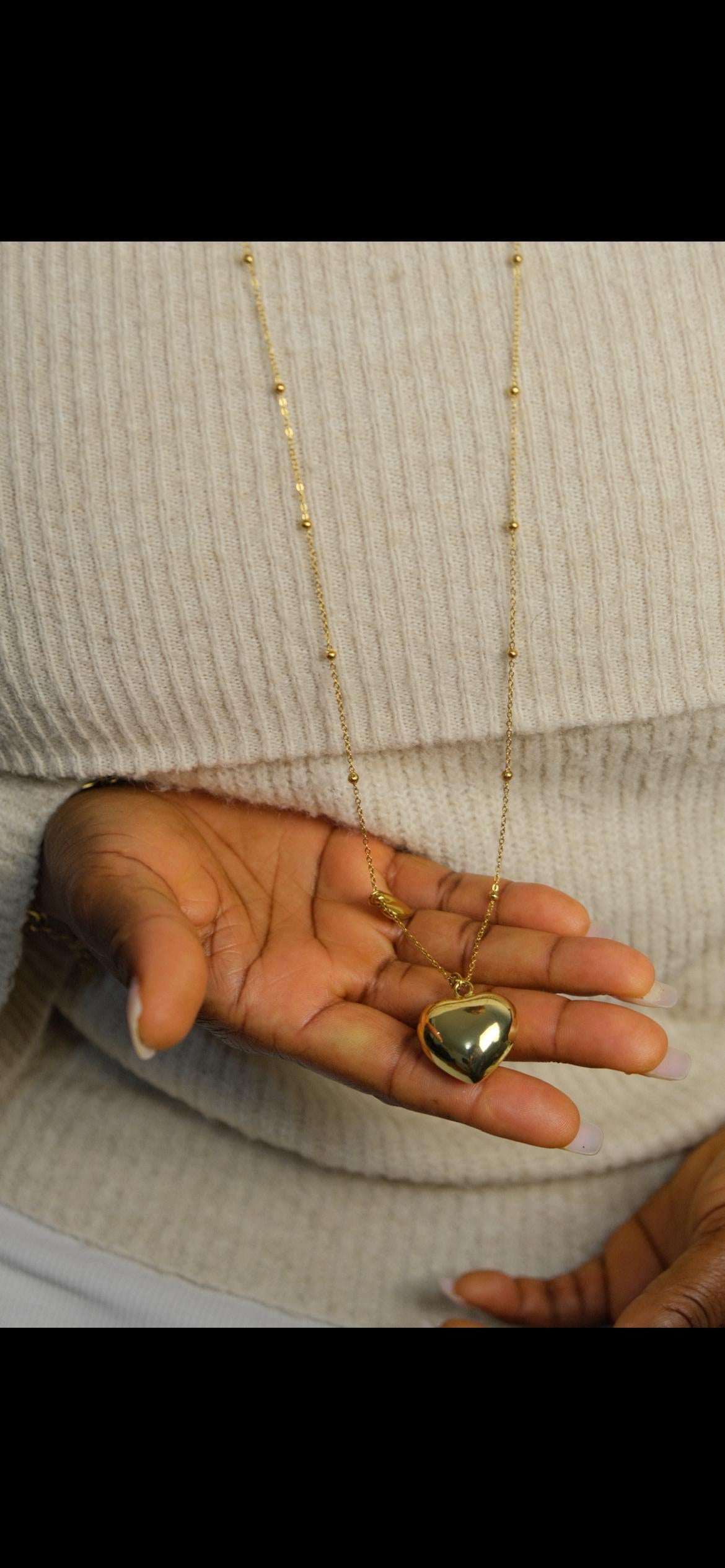 Collier Elia