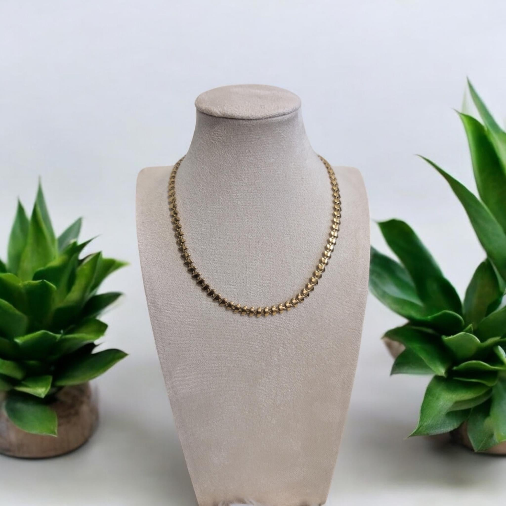 Collier Carla